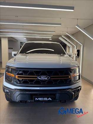 FORD F-150 5.0 V8 GASOLINA CD TREMOR FX4 AUTOMÁTICO FORD F-150 5.0 V8 GASOLINA CD TREMOR FX4 AUTOMÁTICO